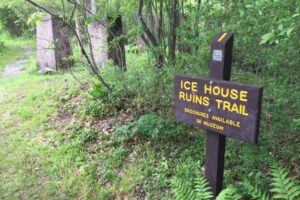 ice-house-trail-1